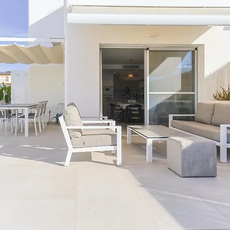 Casa Pinot Holiday home Llobregales
